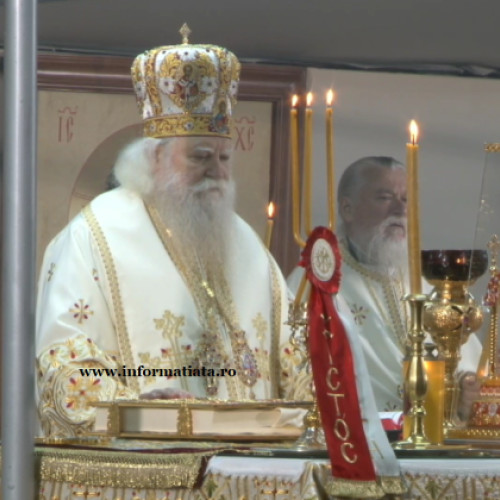 Preot pârât la IPS Calinic pe motiv că nu a vrut să lase o familie să își îngroape fiul cu fanfară și să fie condus la groapă de oile sale
