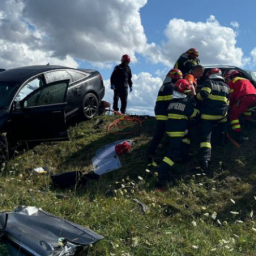 Trei persoane rănite în urma unui accident rutier pe DN 1, lângă Făgăraș