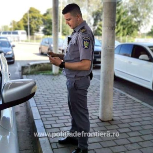 Un ucrainean a încercat să introducă un pistol în România, prin Vama Vicovu de Sus