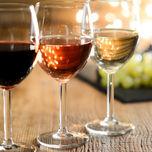 România, lider în producția de vin, dar deficit la exporturi