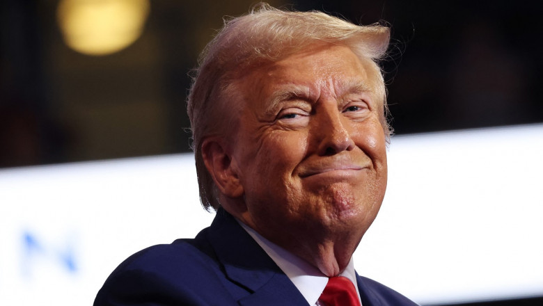 Trump folosește imagini generate de AI pentru a susține fals că Taylor Swift îl sprijină