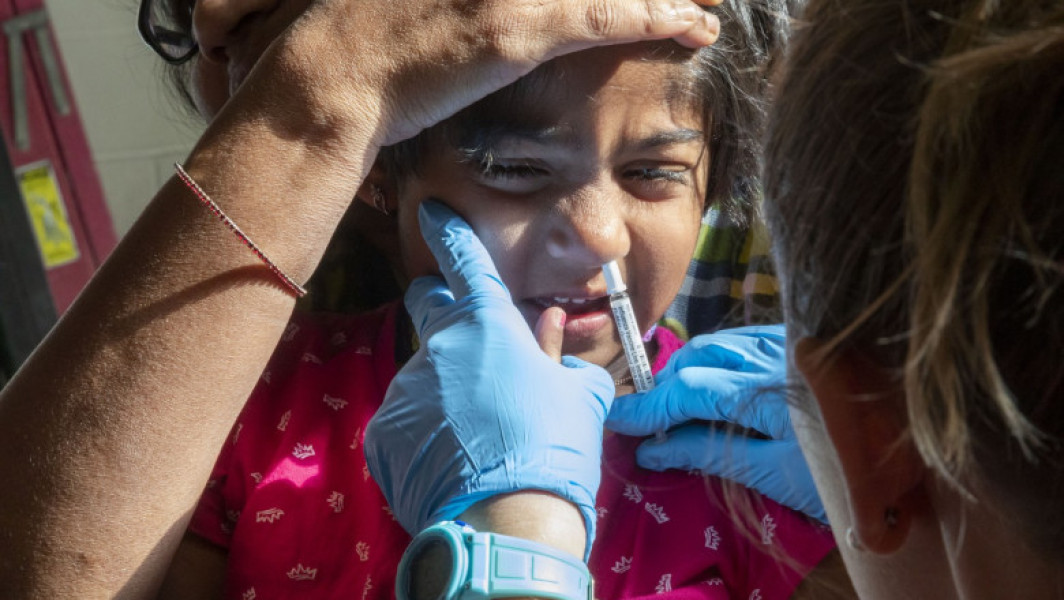 A fost aprobat vaccinul antigripal care poate fi administrat acasă