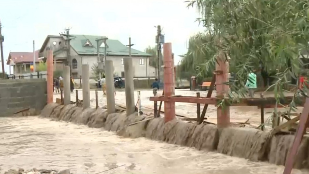 ISU Vaslui își pregătește echipajele pentru intervenții în urma avertizării meteo