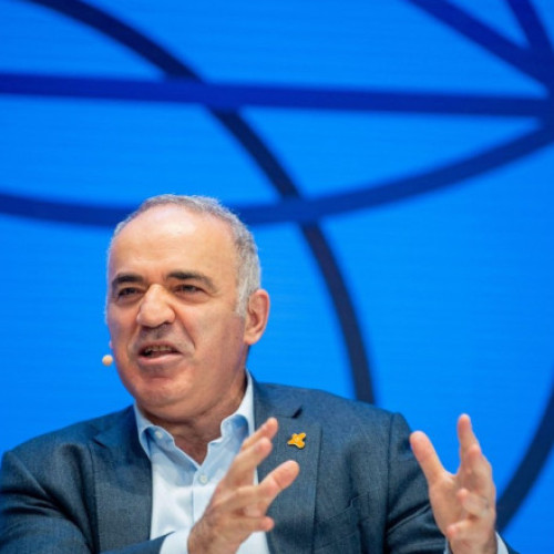 Garry Kasparov îl critică pe Nicușor Dan pentru poziția privind zona no-fly peste Ucraina