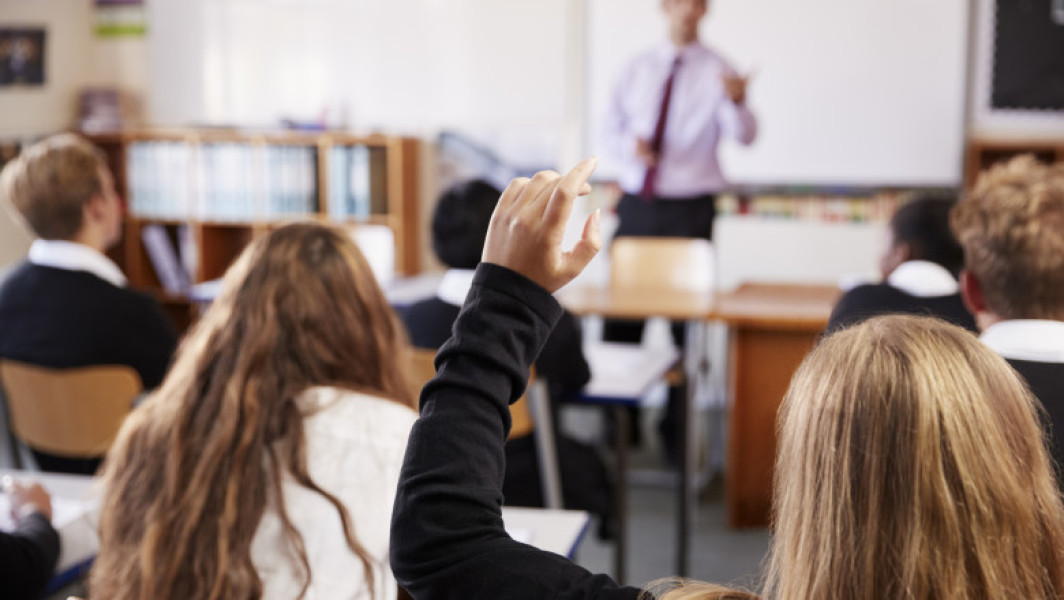 Noi reguli vestimentare stricte pentru elevii italieni în școli