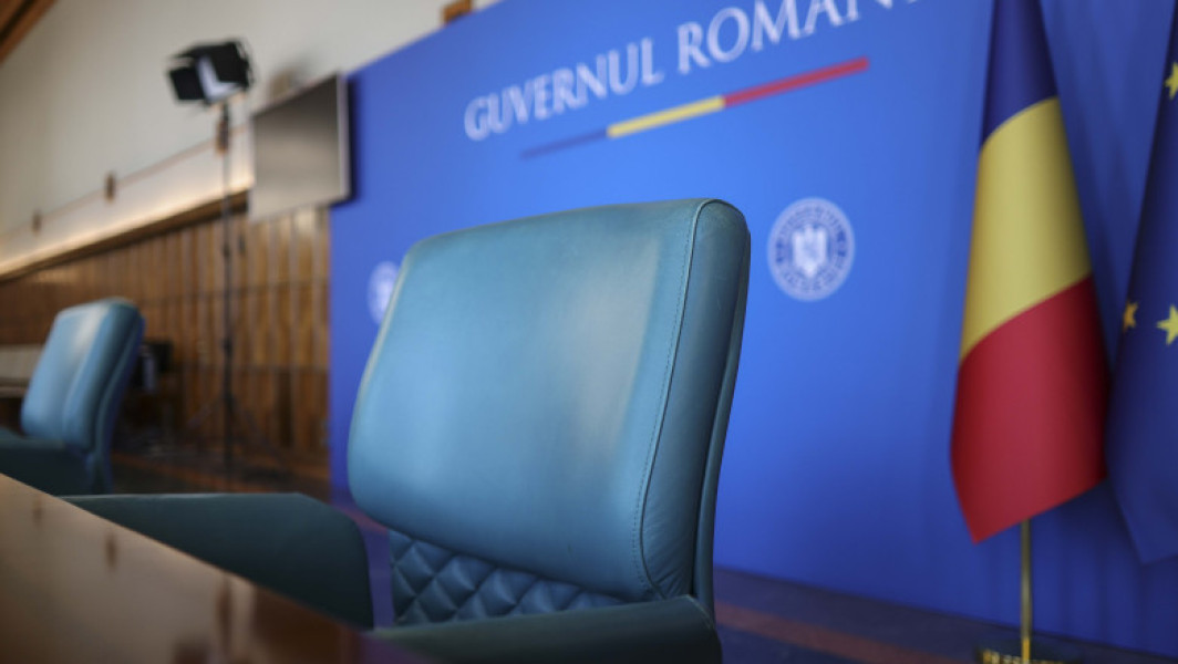 Angajații Palatului Victoria acuză șeful cancelariei de intimidare după proteste