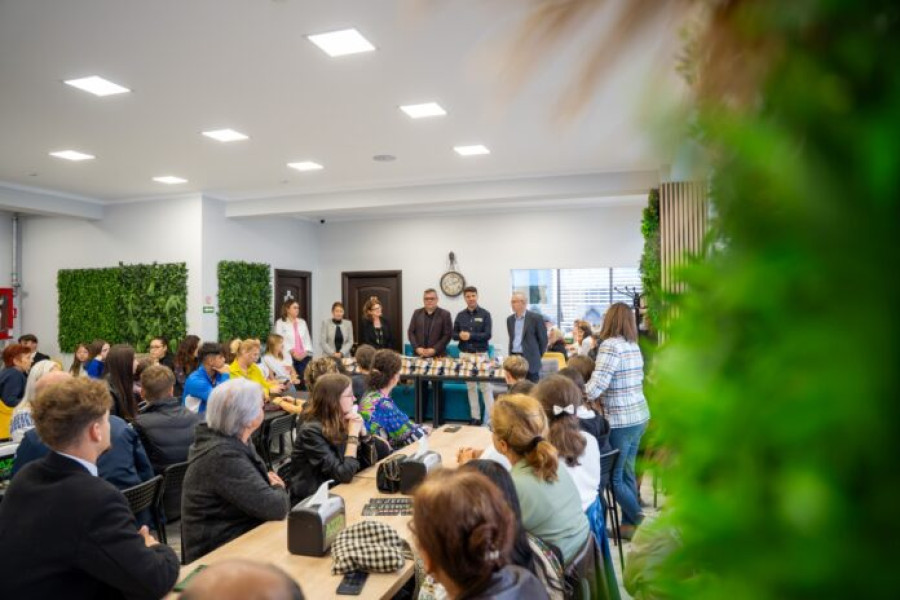 45 de tineri din sistemul de protecție au fost premiați la Suceava pentru performanțe școlare și artistice