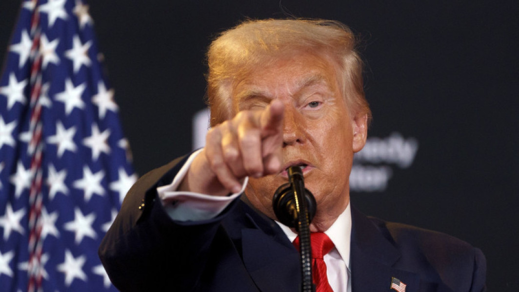 Donald Trump acuză marile rețele TV americane că îl atacă în proporție de 97%
