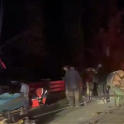 Femeie din Putna a lovit o căruță pe DN 2H și a plecat de la locul accidentului