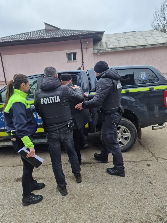 Bărbat din Rădăuți arestat preventiv pentru ultraj după ce a fost identificat cu ajutorul dispozitivului de localizare