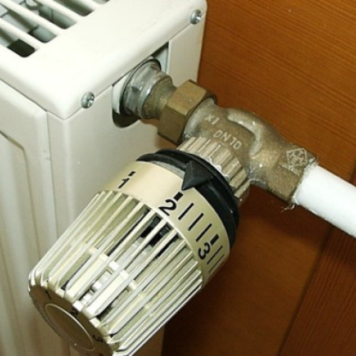 Familiile cu venituri mici pot solicita ajutor pentru încălzire și energie începând din decembrie