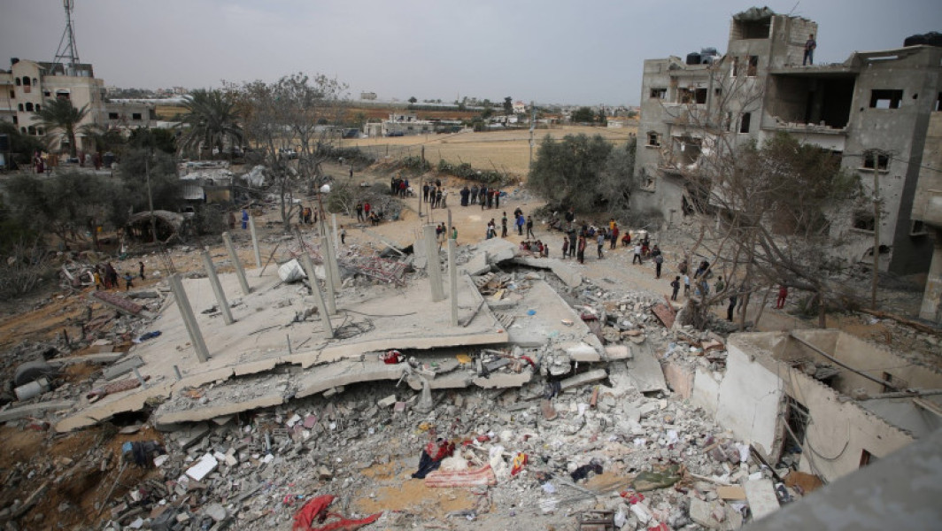 Negocierile pentru armistițiul dintre Israel și Hamas vor fi reluate în Fâșia Gaza duminică la Cairo. Oficialii speră să obțină o suspendare de șase săptămâni a ofensivei israeliene.
