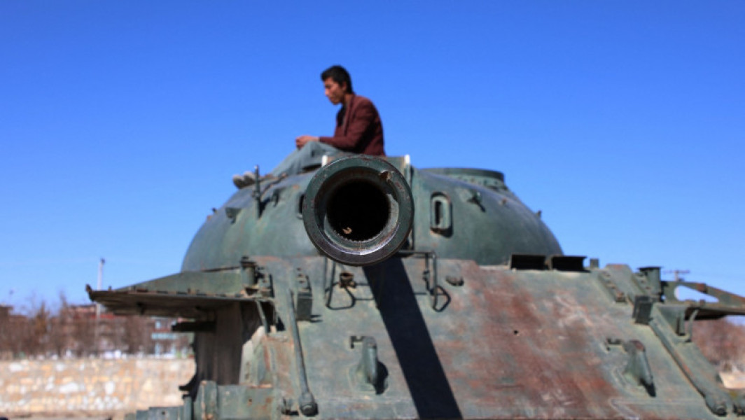 Tragedia din Afganistan: Nouă copii au pierit în explozia unei mine sovietice de care se jucau în urmă cu câteva decenii