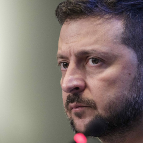 Zelenski îl critică pe Biden: „Trebuie să creadă mai mult în noi. Rușii râd de situația asta și îi vânează pe oameni”