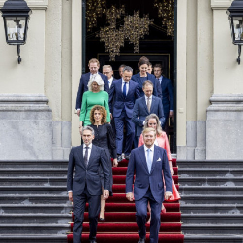 Noul cabinet al Olandei, condus de Dick Schoof, a fost investit oficial